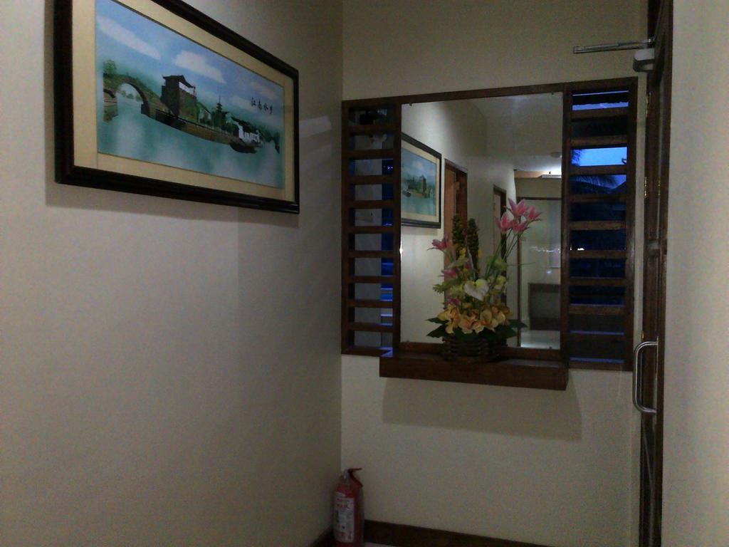 Qm Pension House Tagbilaran-stad Buitenkant foto