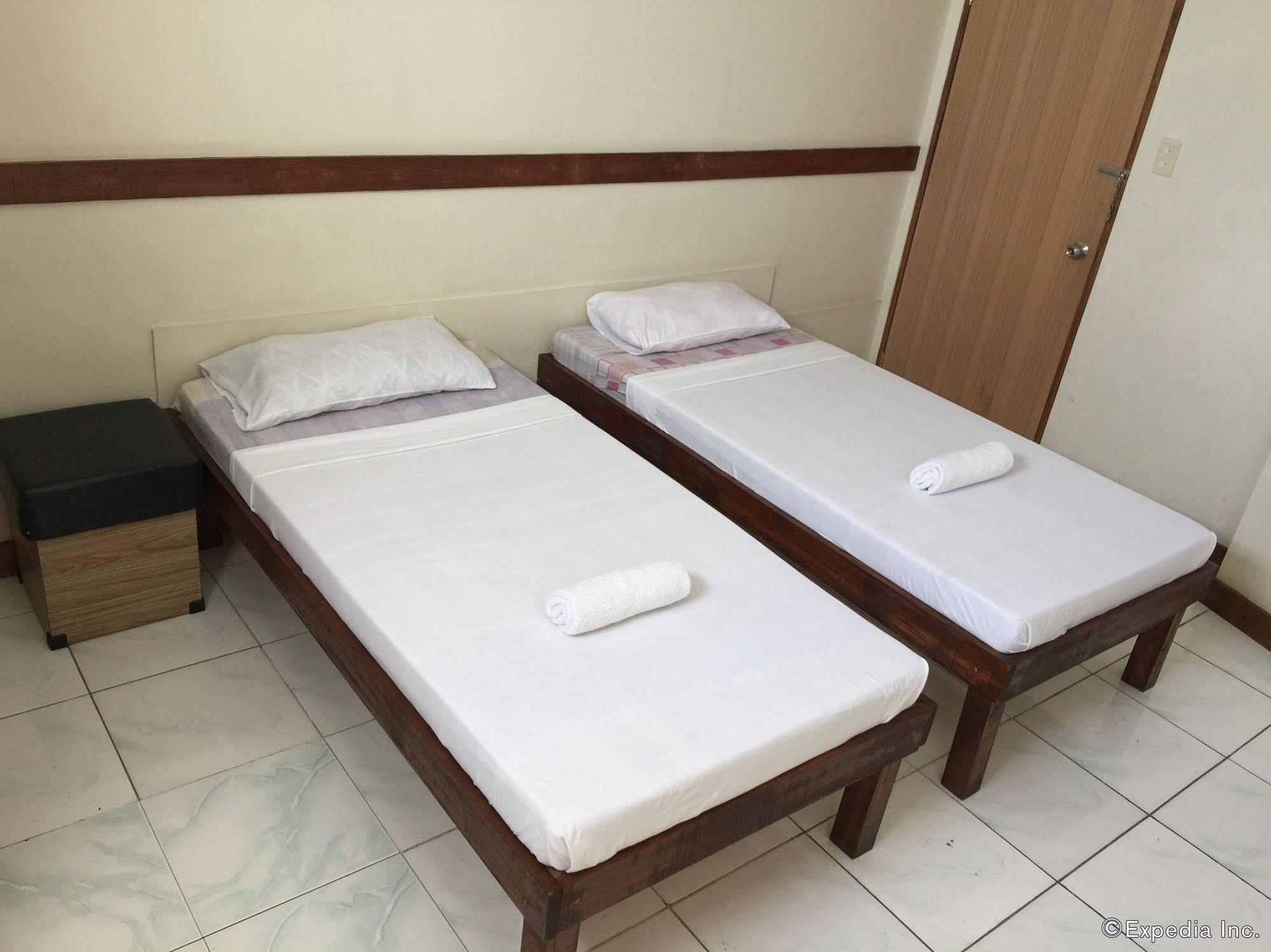 Qm Pension House Tagbilaran-stad Buitenkant foto