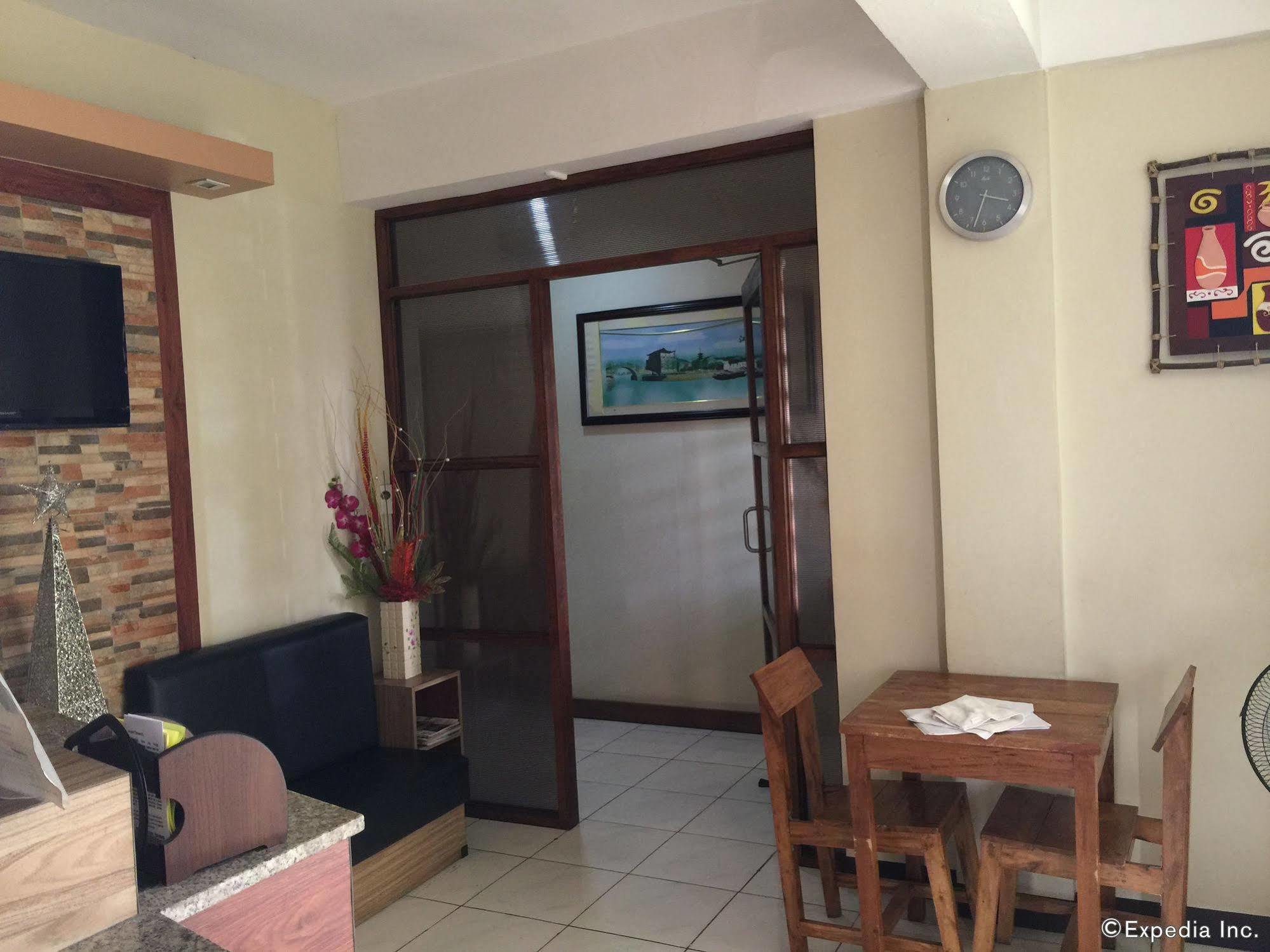 Qm Pension House Tagbilaran-stad Buitenkant foto